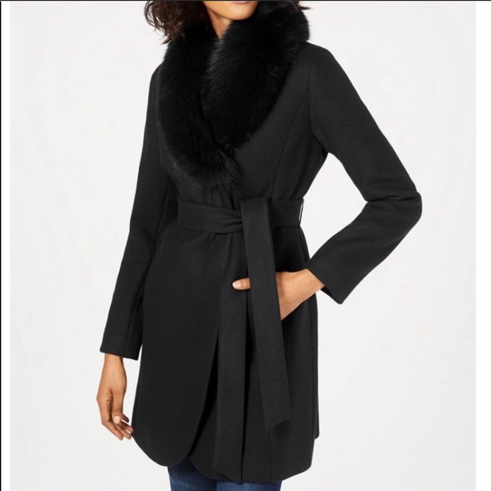 Fur trim coat.